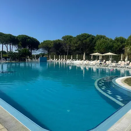 Your Perfect Seaside Apartamento